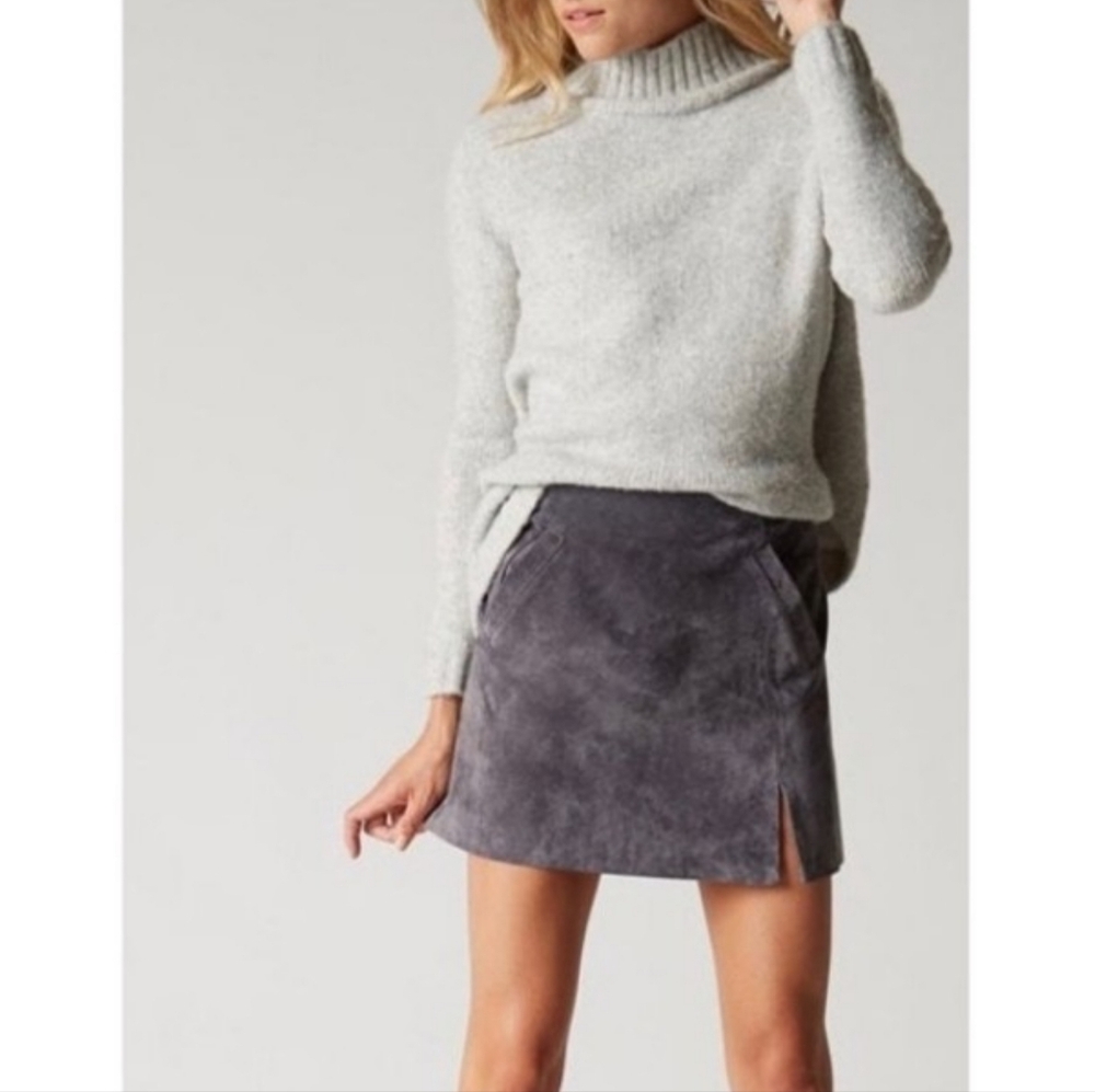 BLANK NYC | Grey Suede Mini Skirt Size 27